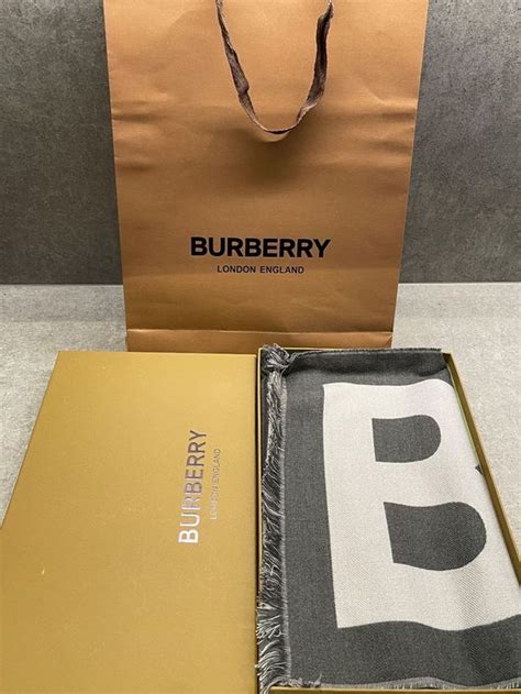 Burberry Schal Grau kleinanzeigen.de